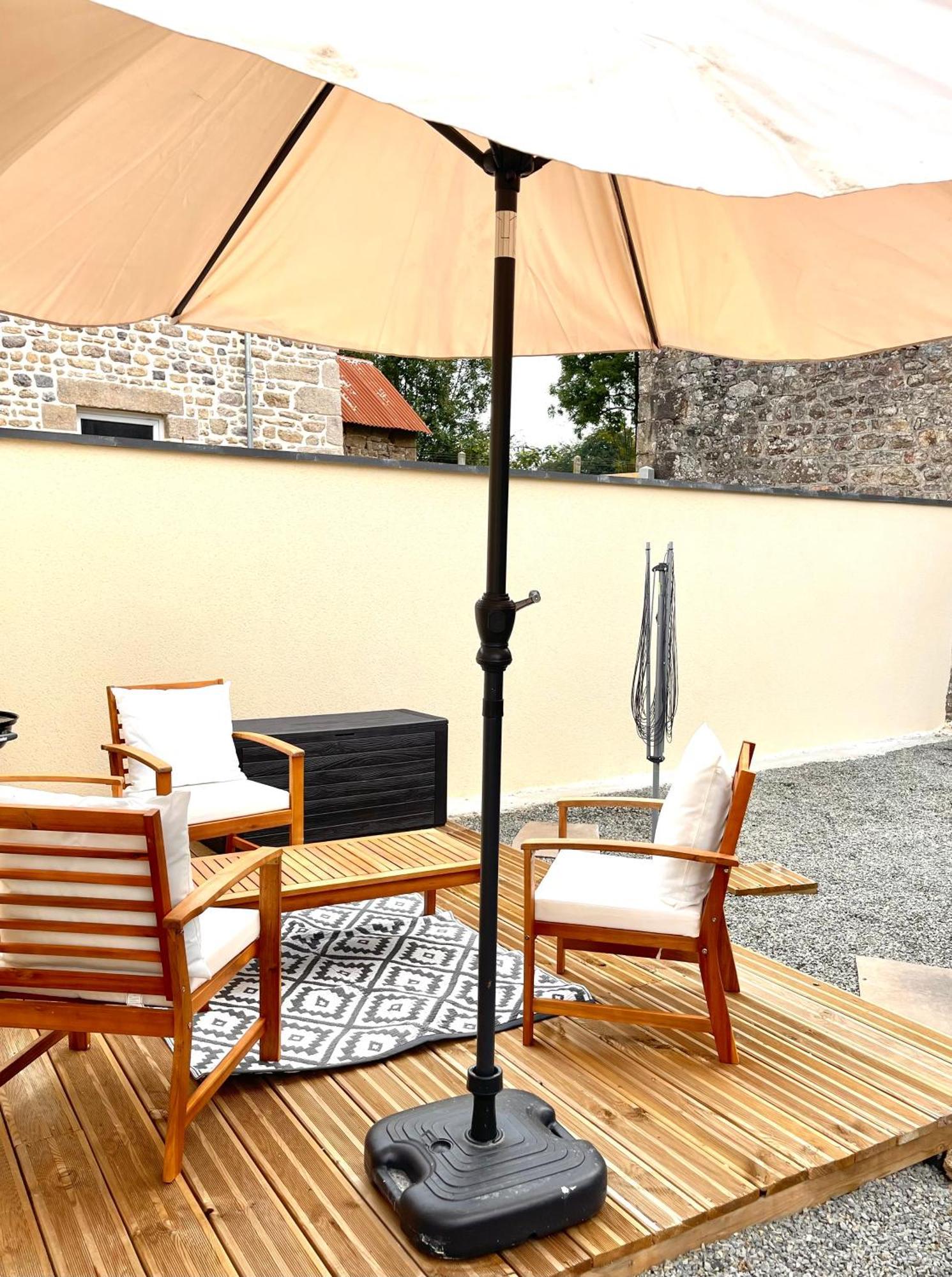 Le Petit Fleur - The Little Flower, Cosy Cottage Saint-Michel-de-Montjoie ภายนอก รูปภาพ