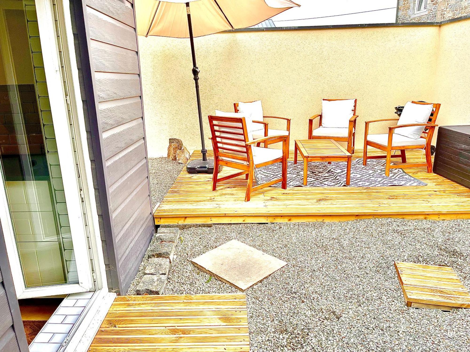 Le Petit Fleur - The Little Flower, Cosy Cottage Saint-Michel-de-Montjoie ภายนอก รูปภาพ